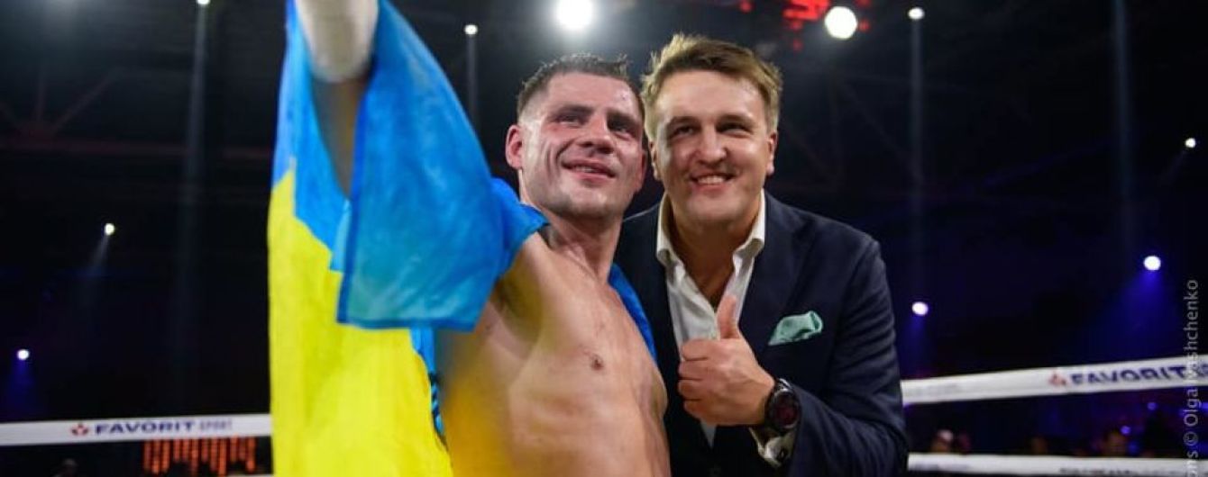 Украинец Беринчик идет за титулом: команда боксера начала переговоры о предстоящем бое