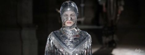 Колекція Paco Rabanne сезону осінь-зима 2020-2021: мереживо, кольчуги і бахрома