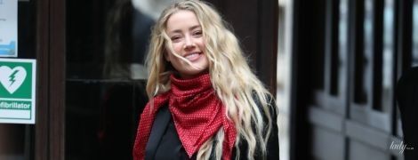 В брюках и на шпильках: Эмбер Херд в деловом аутфите приехала в суд
