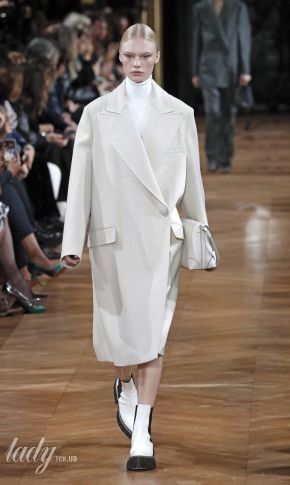 Коллекция Stella McCartney сезона осень-зима 2020-2021: клетка, асимметрия и костюмы животных