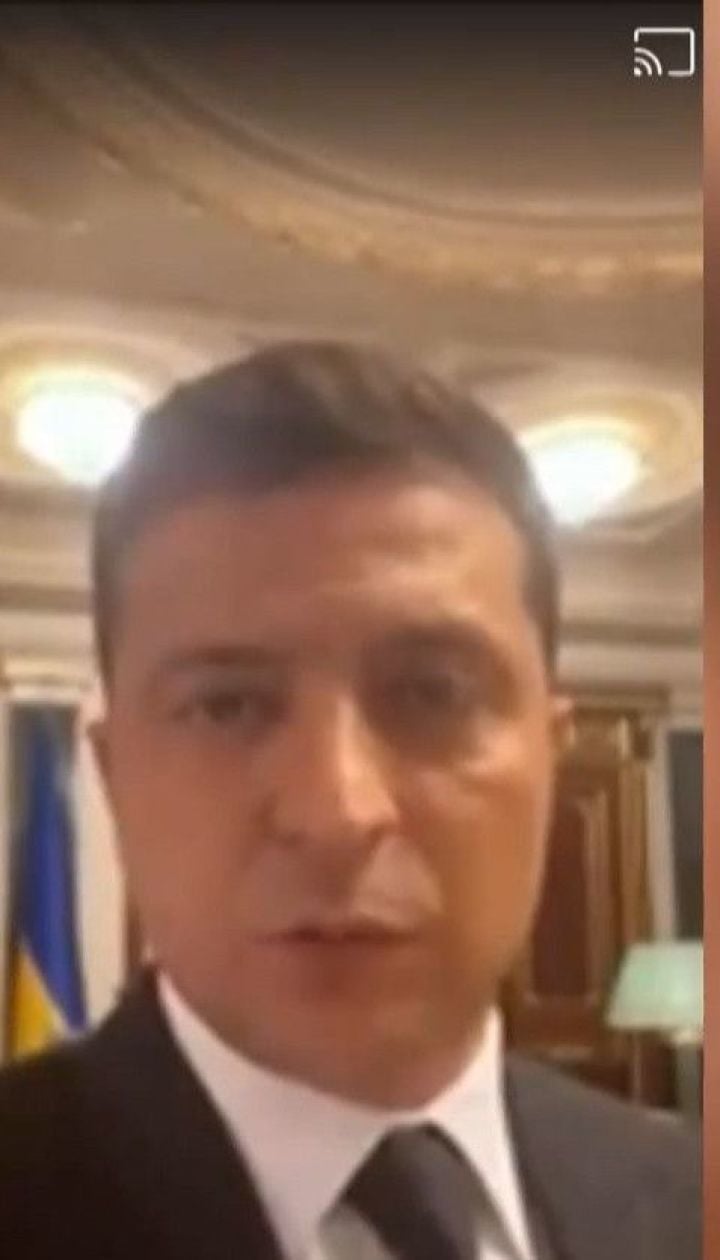 Зеленський опублікував відео Facebook на вимогу терориста, але згодом видалив його