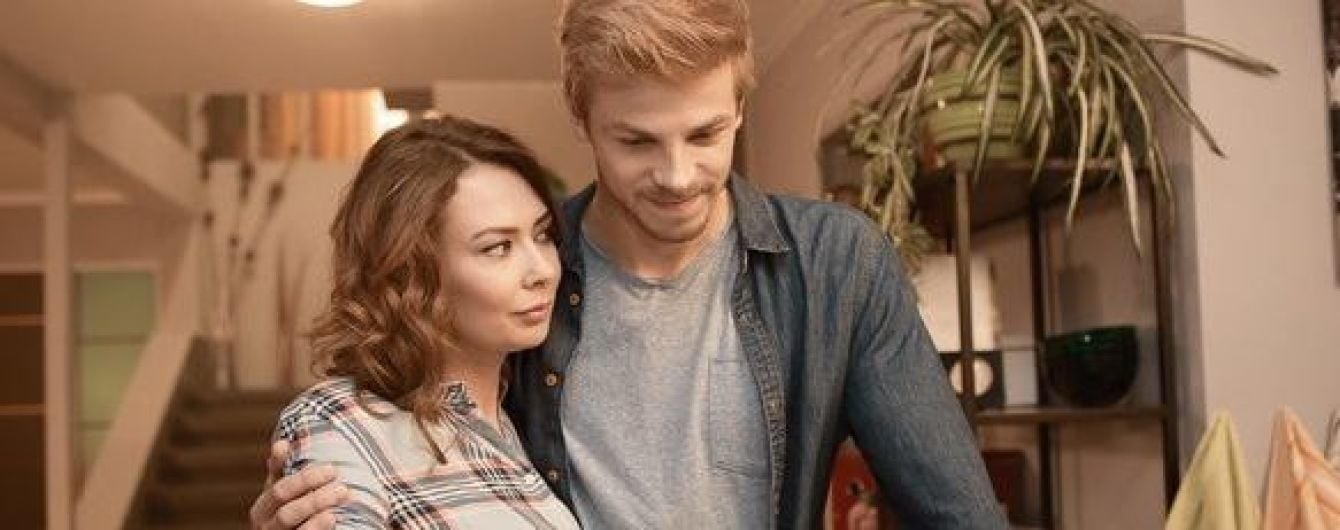 Канал "1+1" покажет комедийный сериал "Папа Дэн"