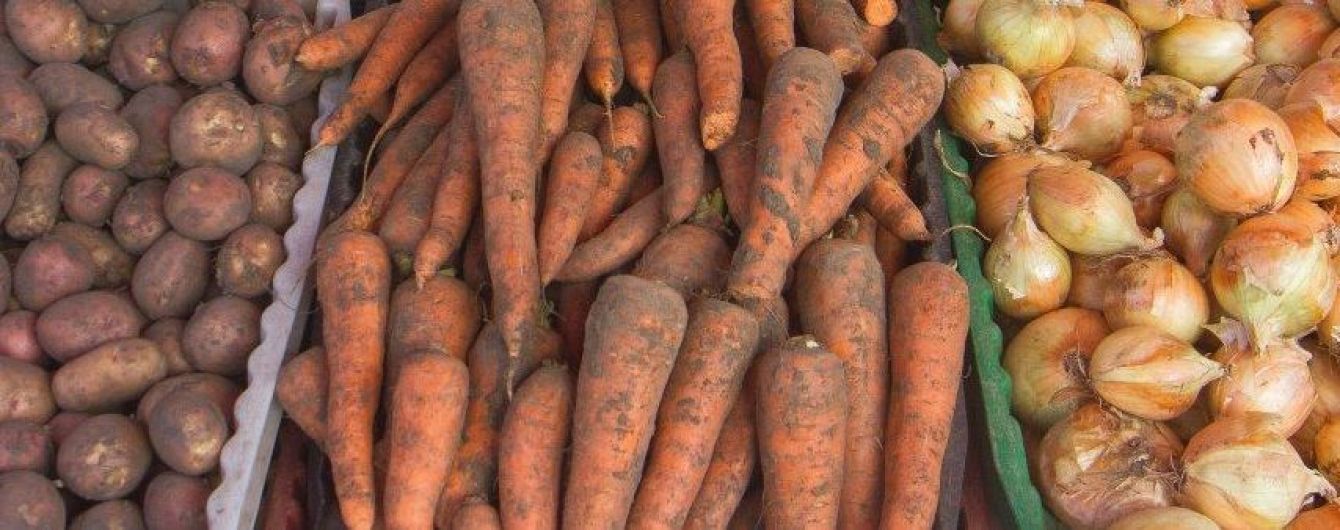 В Украине подешевели картофель, морковь и лук: сколько стоят овощи