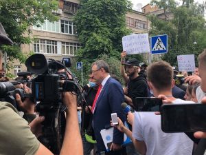 Геращенко: "Смерть волонтера Кучапіна не розслідують як вбивство"