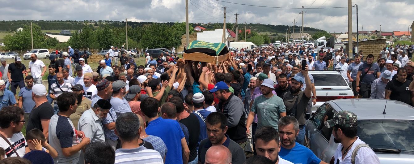 В оккупированном Крыму хоронят трехлетнего сына политзаключенного Сулейманова