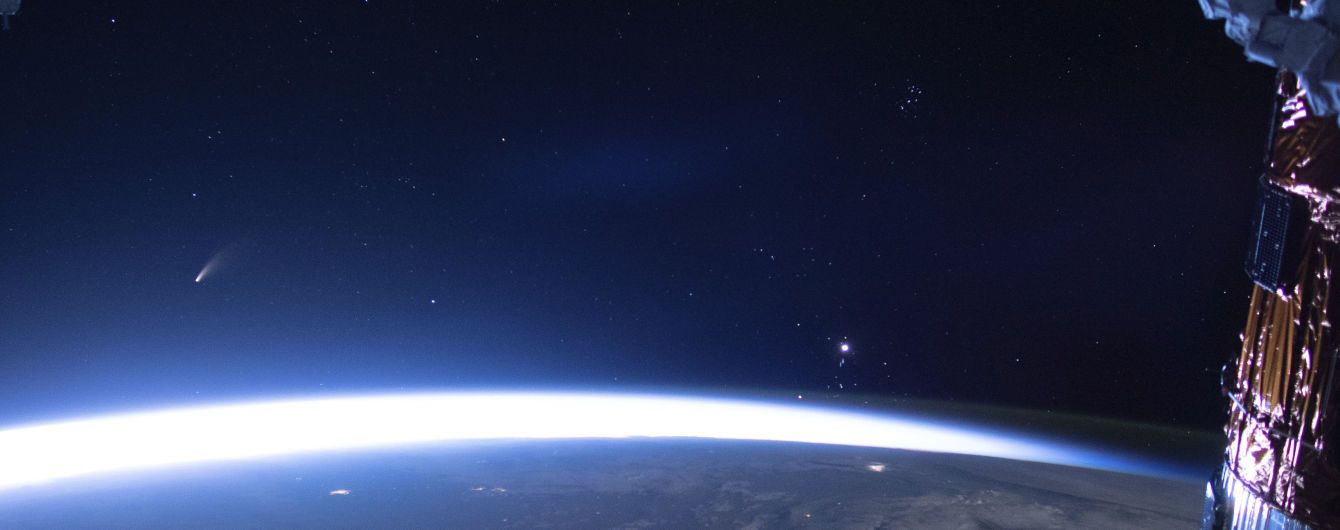 NASA предупреждает о приближении астероида