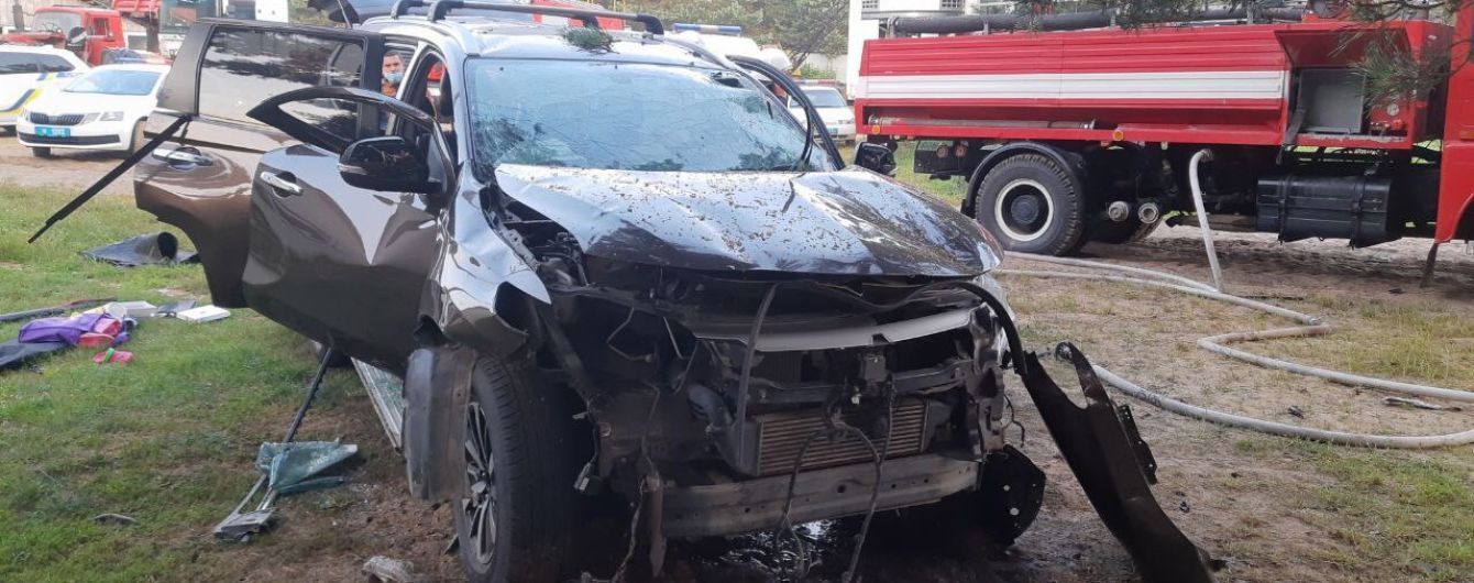 Львовянин ночью подорвался в собственном авто на базе отдыха: мужчина погиб