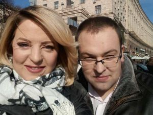 Залицяльник 14 років тому спалив обличчя кислотою: як нині живе жінка