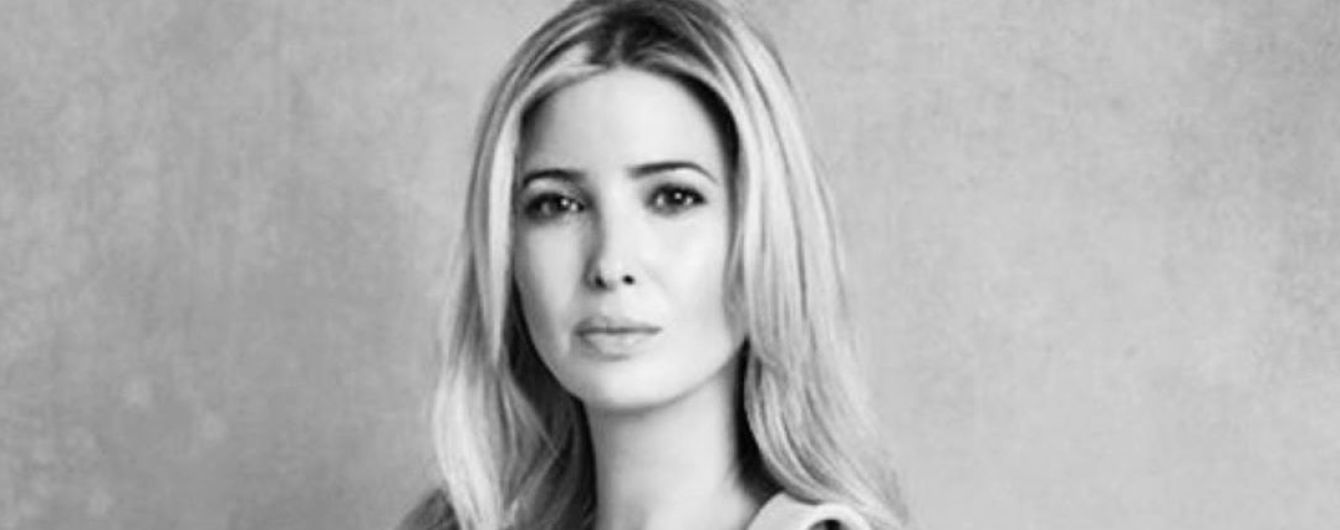 Дженнифер Энистон, Иванка Трамп, Риз Уизерспун и другие: почему известные женщины поддержали новый флешмоб