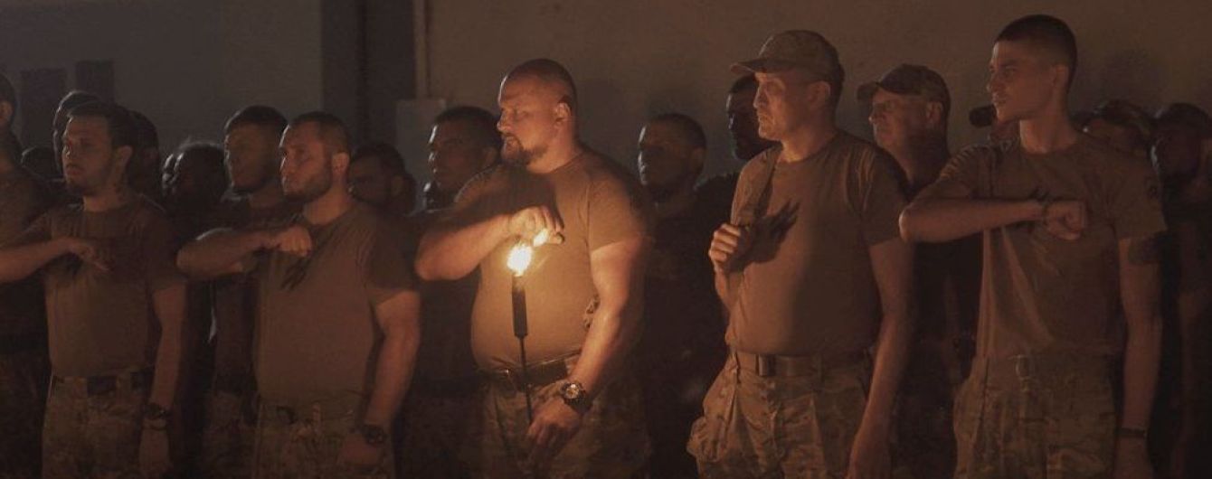 В Запорожье прощаются с 29-летним бойцом "Азова", который вступился за девушек