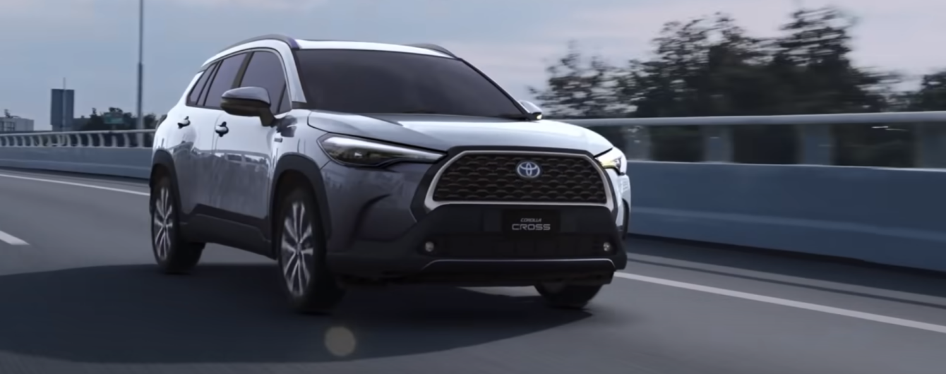 Toyota объявила о старте продаж нового кроссовера Corolla Cross: названа цена