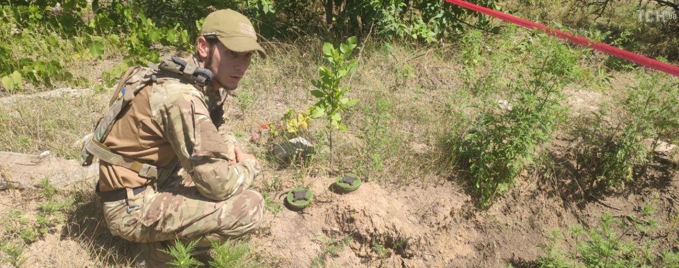 Уничтоженные села из-за обстрелов: под Мариуполем боевики обстреляли дом гражданских