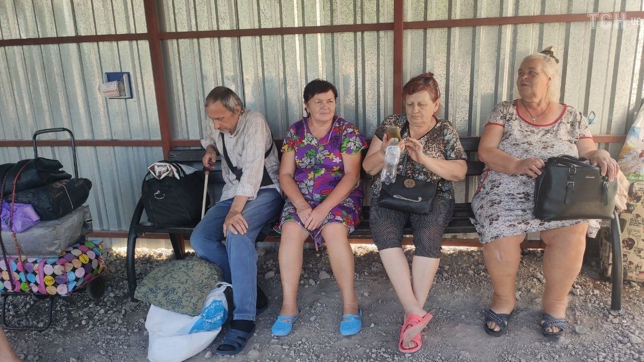 КПВВ Новотроїцьке_1