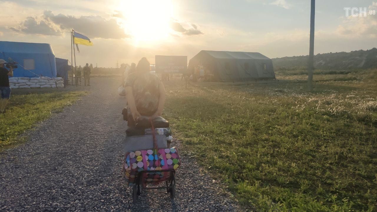 КПВВ Новотроїцьке_3