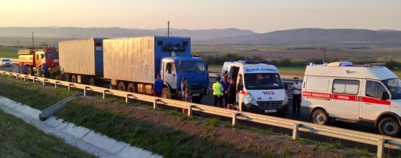 Жуткое ДТП в оккупированном Крыму: количество жертв возросло до девяти человек