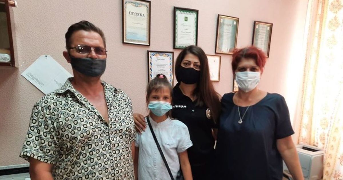 Голодала и попрошайничала: в Харьковской области девочка попросила изъять ее из семьи