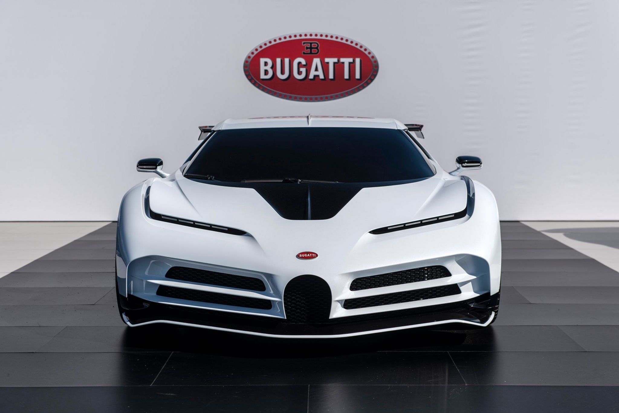 Bugatti Centodieci_4