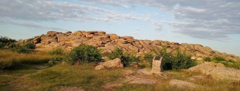 Каменная Могила в Запорожской области: исторический уикенд у "Украинской Стоунхенджа"