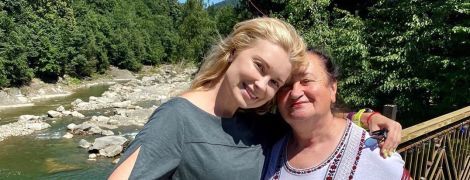 Лидия Таран показала свою маму и рассказала, чего ей стоило вывезти ее на отдых