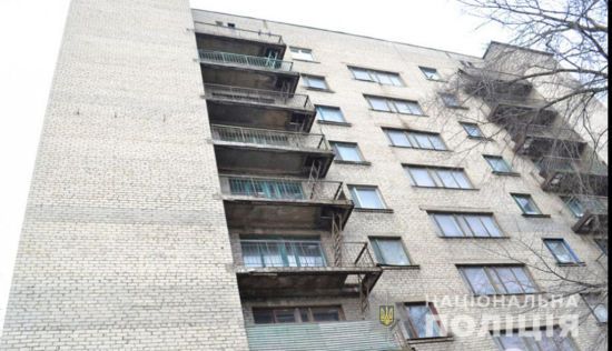 У Запоріжжі судитимуть чоловіка, який з вікна викинув собаку