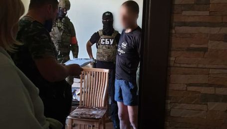 У Києві затримали бійця "Самооборони Криму", який допоміг в Росії в анексії півострова