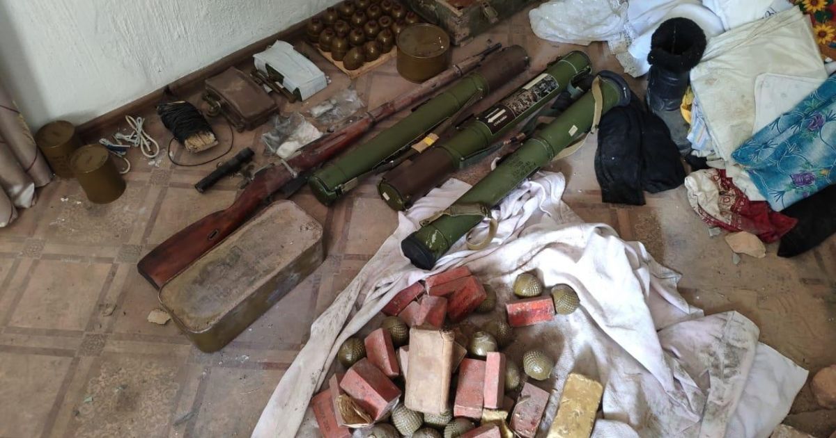 Бойовики "ДНР" планували теракти в Україні: правохоронці знайшли схрон з вибухівкою