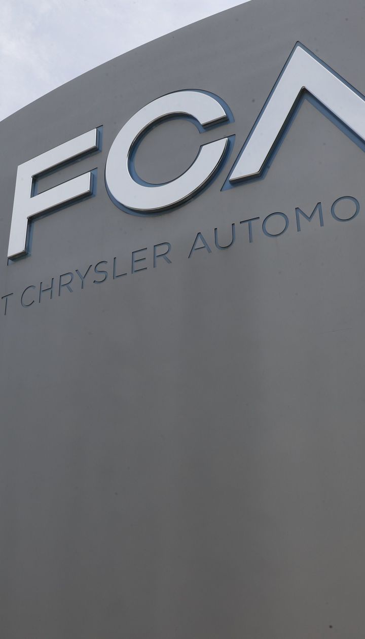 Chrysler отзовет более миллиона "вредных" автомобилей