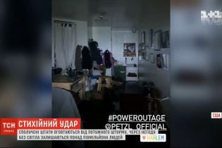 США оговтуються від потужного шторму "Ісаяс"