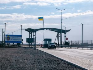 Стало відомо, на яких підставах все ж можна перетнути адмінкордон з окупованим Кримом