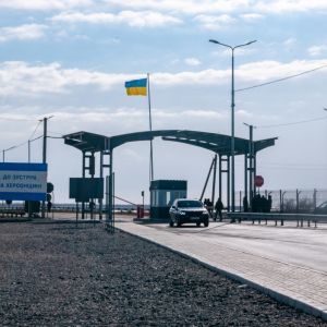 Кабмін змінив умови щодо виїзду з окупованого Криму
