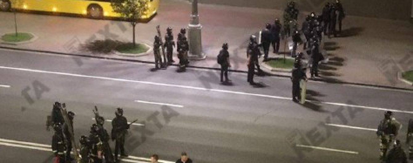 Світові лідери засудили силові розгони в Білорусі і закликали утриматись від насилля
