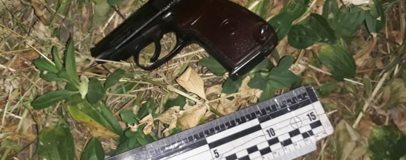 У поліції розповіли деталі вбивства викладачкою свого чоловіка і замаху на доньку