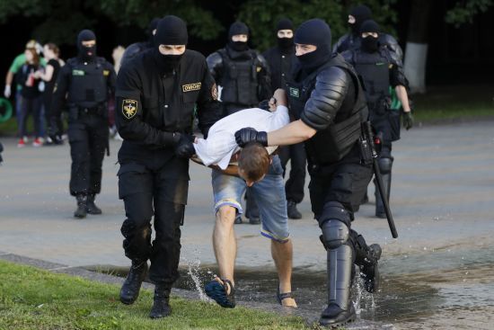 За два дні білоруських протестів до лікарень потрапили понад 200 людей