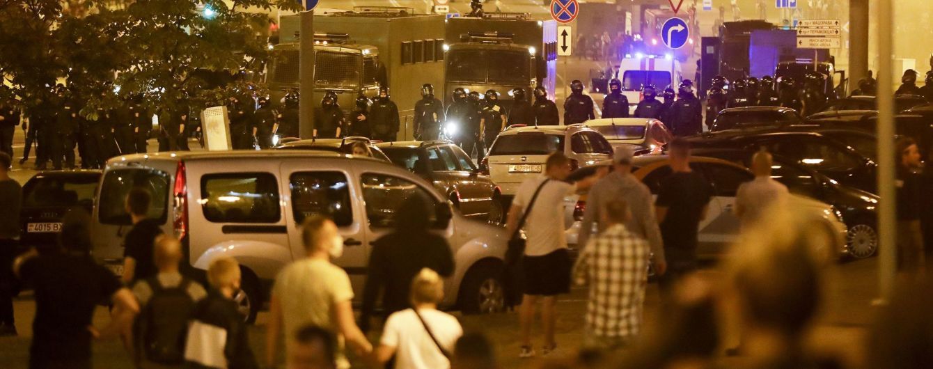 В Беларуси власть угрожает изымать авто, которыми протестующие блокируют дороги