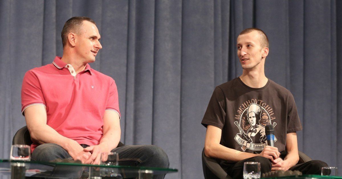 "Ми що, живемо у Росії чи Білорусі?": Сенцов розкритикував вирок Кольченку за протест під посольством
