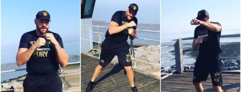 Без відпочинку і в день народження: Тайсон Ф'юрі показав тренування на морі