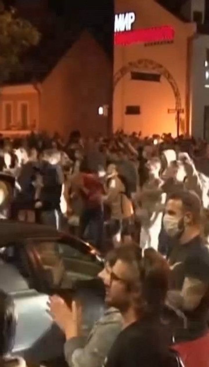 Опозиція у Мінську почала блокувати дороги, аби завадити руху транспорту силовиків