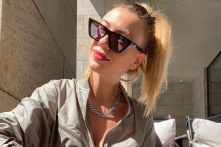Как у всех: Леся Никитюк в спортивном луке показала свой завтрак