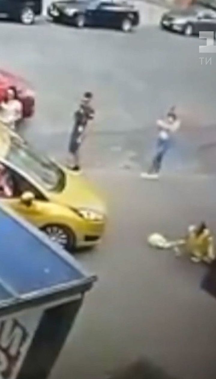 Во Львове женщину дважды сбила машина на остановке общественного транспорта