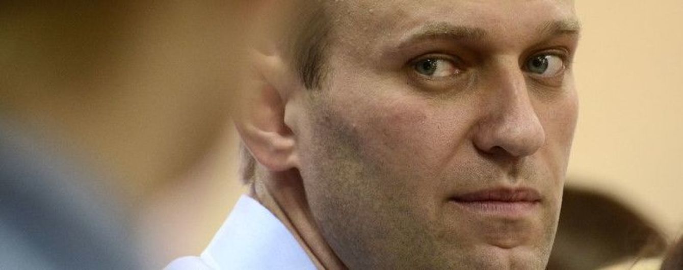 Главный медик омской больницы "давил" на коллег, чтобы помешать эвакуации Навального - брат оппозиционера