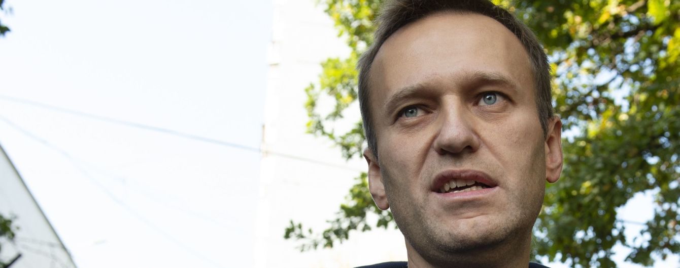 Отруєння Навального: Макрон і Джонсон вимагають від Росії пояснень