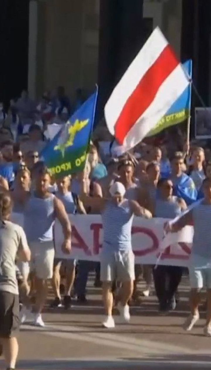 Протестна Білорусь: під вартою силовиків лишається більше 100 людей