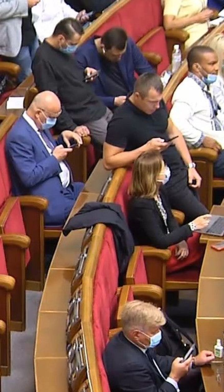 Верховна Рада ухвалила рішення про збільшення мінімальної зарплати