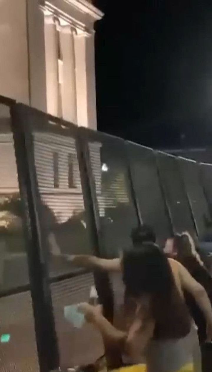 У США набирають обертів протести проти расизму, вночі загинули двоє людей