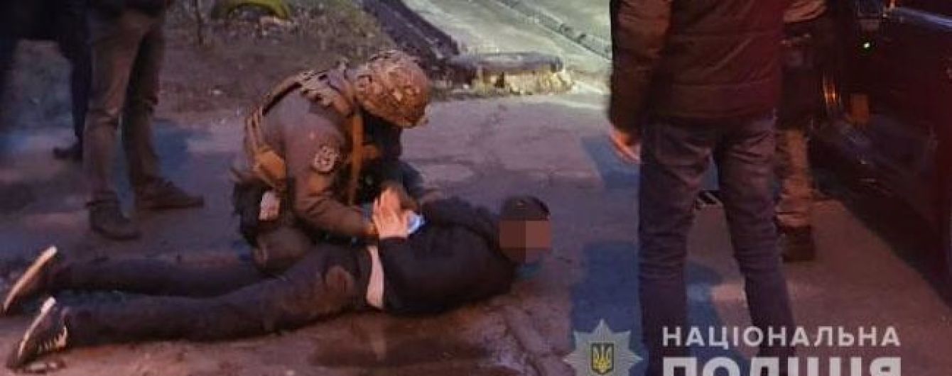 На Закарпатье депутат взял в плен детей-иностранцев и держал их в подвале