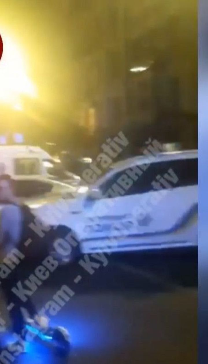 В центре Киева авто протаранило кофейню