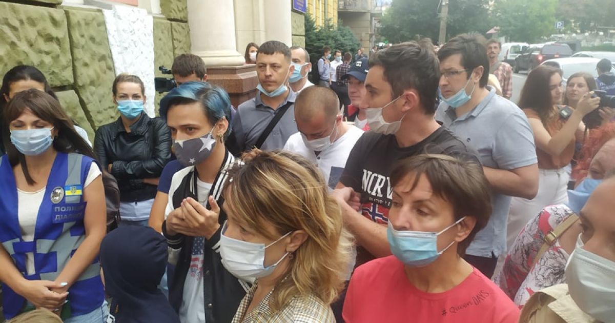 В "красном" Ивано-Франковске предприниматели вышли на протест: появилось видео