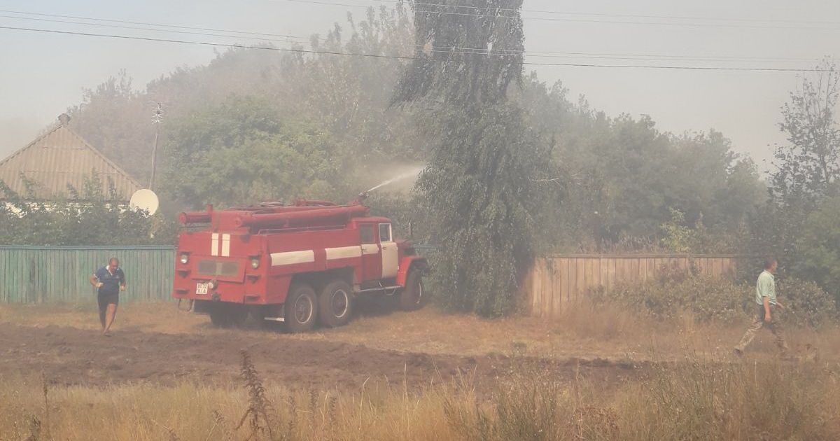 Через пожежу оголошено евакуацію жителів: що відбувається у Харківській області