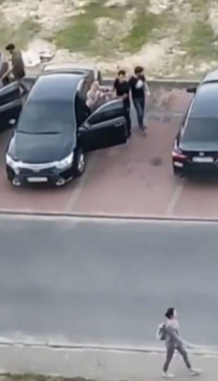 Стреляли из травматического и охотничьего оружия: полиция расследует конфликт в Украинке