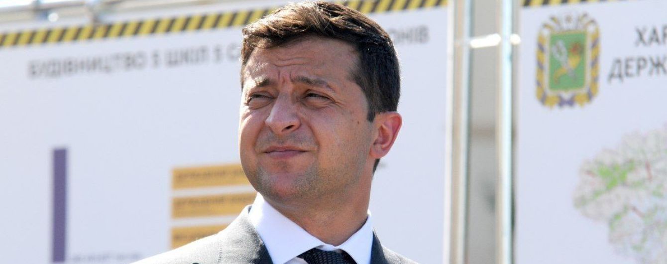 "Закон не нарушает": Корниенко объяснил, почему Зеленский в регионах посещает агитационные мероприятия "Слуги народа"